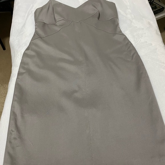 Dress - Picture 8 of 10